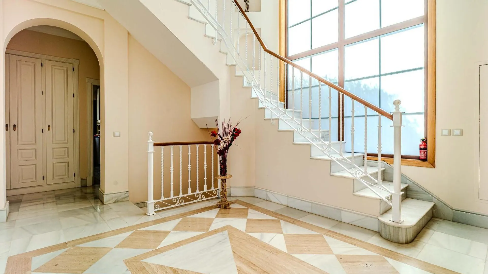 Villa Picasso ماربيا إسبانيا